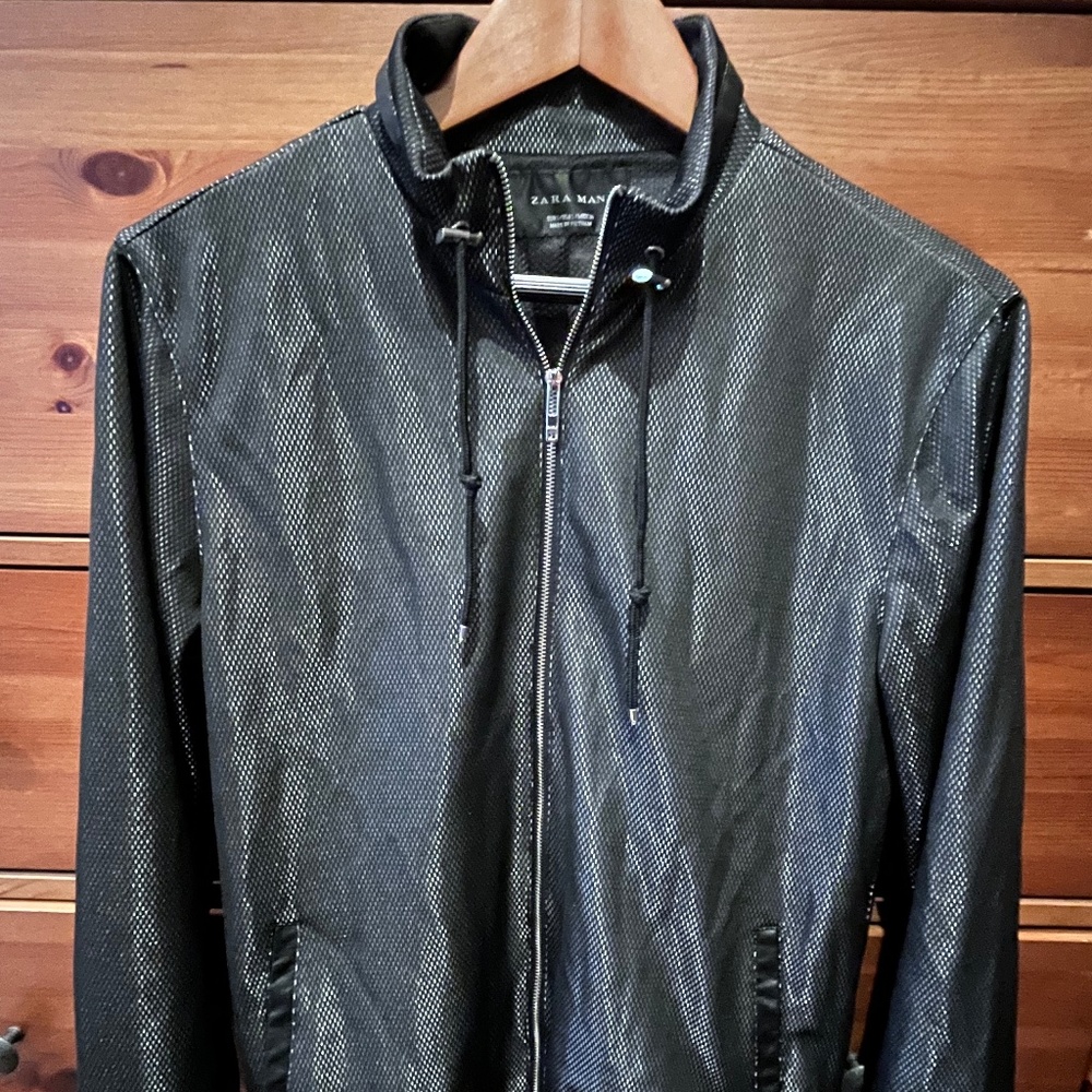 ZARA Men's Small Black/Silver Metallic Mesh Zip Up Jacket